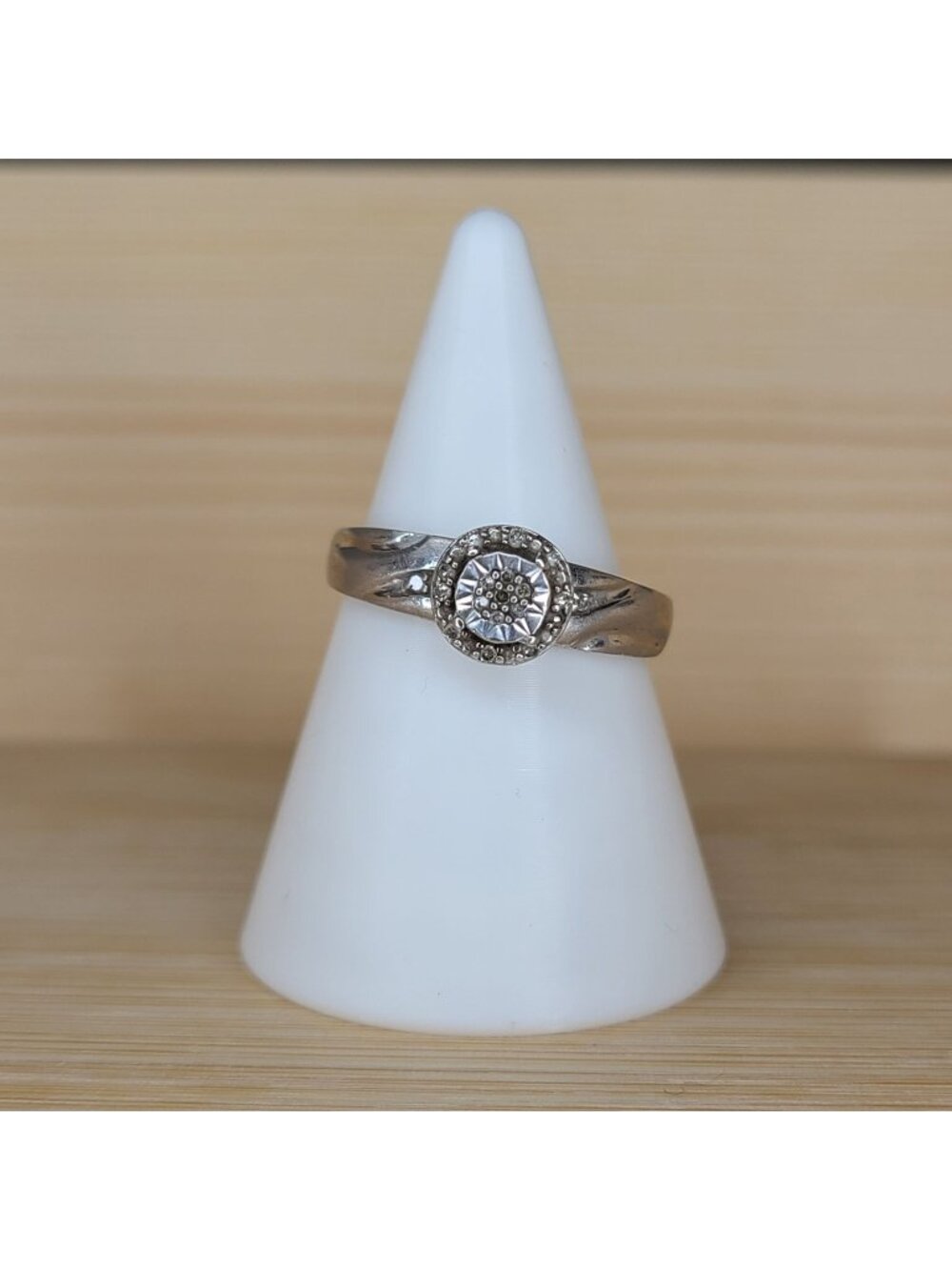 Vtg Sz 6.75 Sterling Silver Diamond Halo Round Cluster Ring Elegant Classic